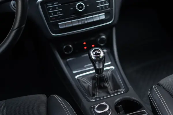 Mercedes-Benz CLA 180 d Urban 32