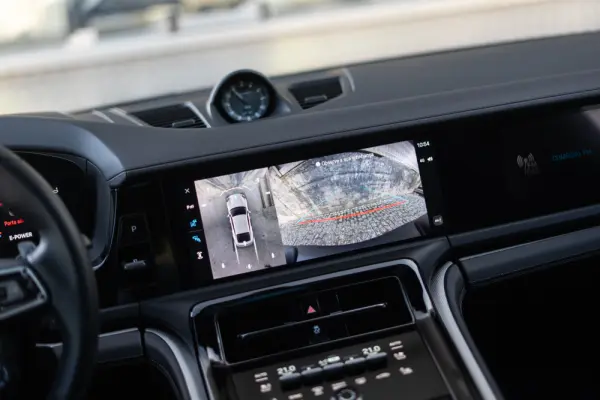 Porsche Panamera 4S E-Hybrid 137