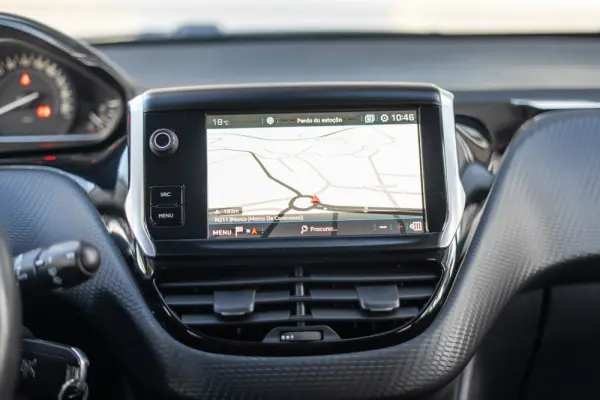 Peugeot 208 1.2 PureTech Style 14
