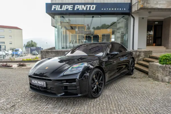 Porsche Panamera 4S E-Hybrid 1