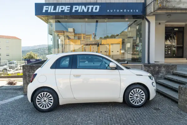 Fiat 500e 3 + 1 42 kWh 85