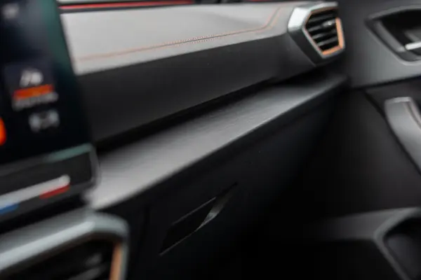 Cupra Formentor 1.4 e-Hybrid DSG VZ 127