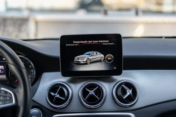 Mercedes-Benz CLA 180 d Urban 26