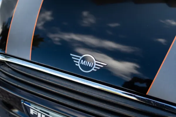 MINI 5 Portas Cooper D Auto 54