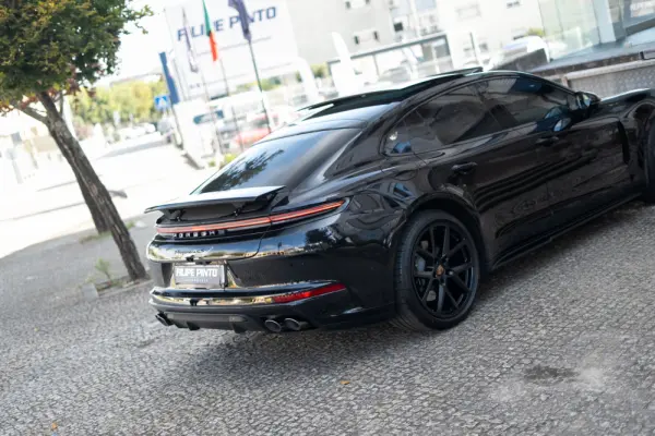 Porsche Panamera 4S E-Hybrid 110