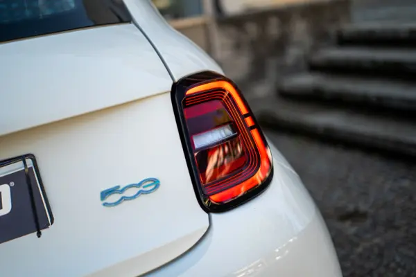 Fiat 500e 3 + 1 42 kWh 73