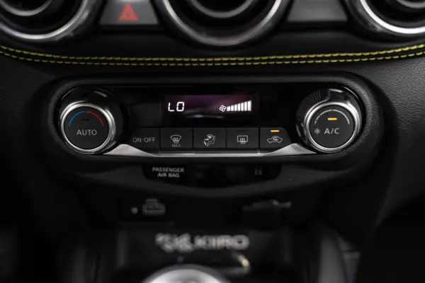Nissan Juke 1.0 DIG-T Kiiro 28