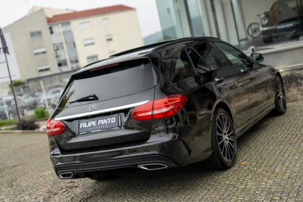 Mercedes-Benz C 220 d 4Matic Station 7G-TRONIC AMG Line 95