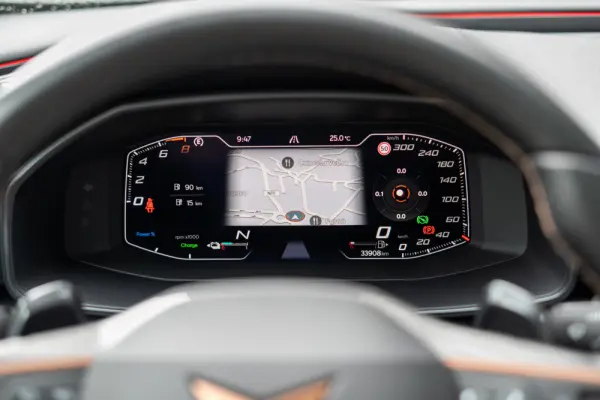 Cupra Formentor 1.4 e-Hybrid DSG VZ 122