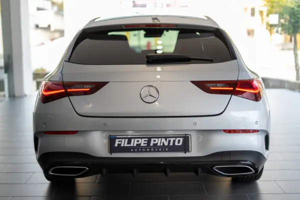 Mercedes-Benz CLA 250 e Shooting Brake AMG Line 5