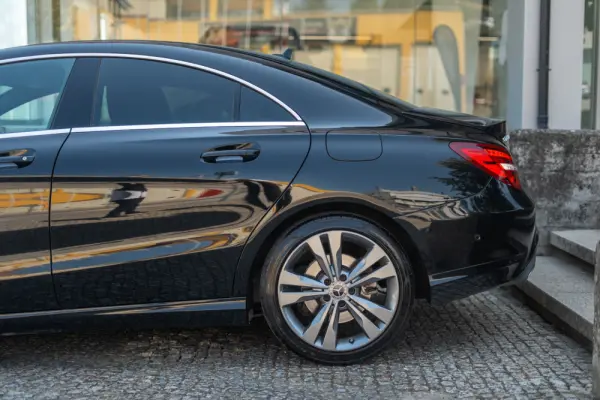 Mercedes-Benz CLA 180 d Urban 64