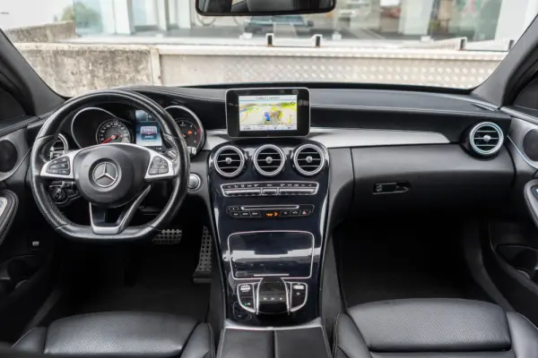 Mercedes-Benz C 220 d 4Matic Station 7G-TRONIC AMG Line 6