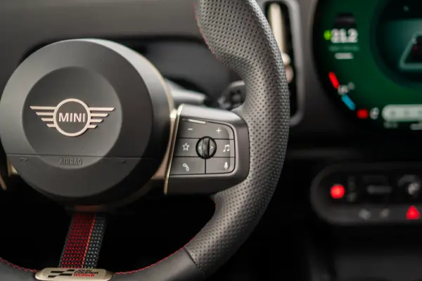 MINI Countryman SE JCW XL 12