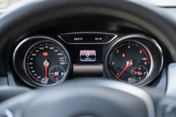 Mercedes-Benz CLA 180 d Urban 13