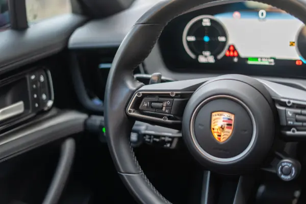 Porsche Panamera 4S E-Hybrid 9