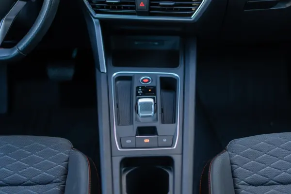 SEAT Leon ST 1.5 TSI e-Hybrid FR DSG 48
