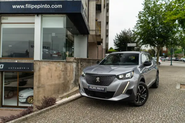 Peugeot 2008 1.2 PureTech Allure Pack 68