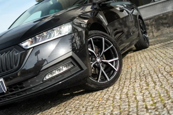 Skoda Octavia Break 2.0 TDI Ambition DSG 53