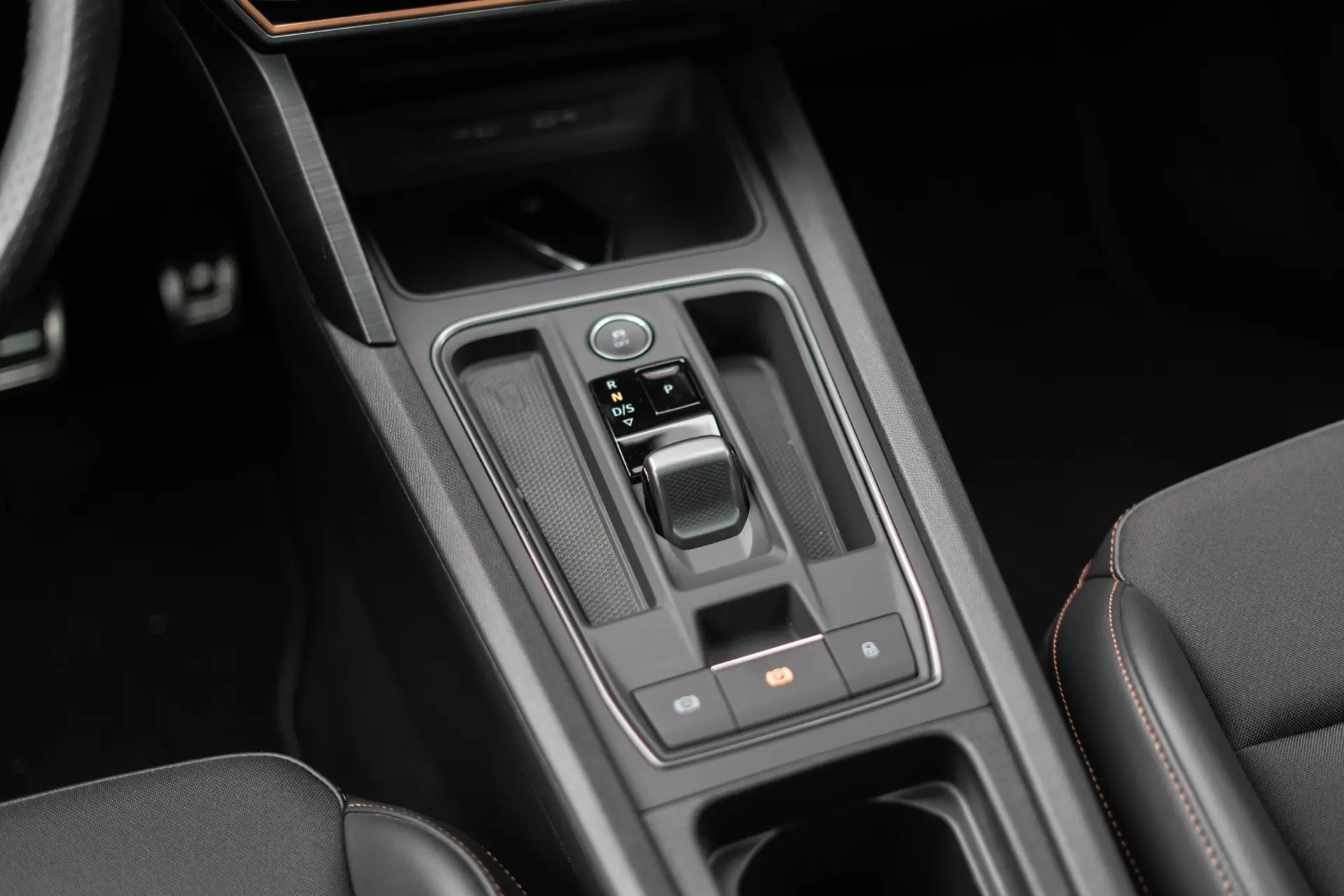 Cupra Formentor 1.4 e-Hybrid DSG VZ 37