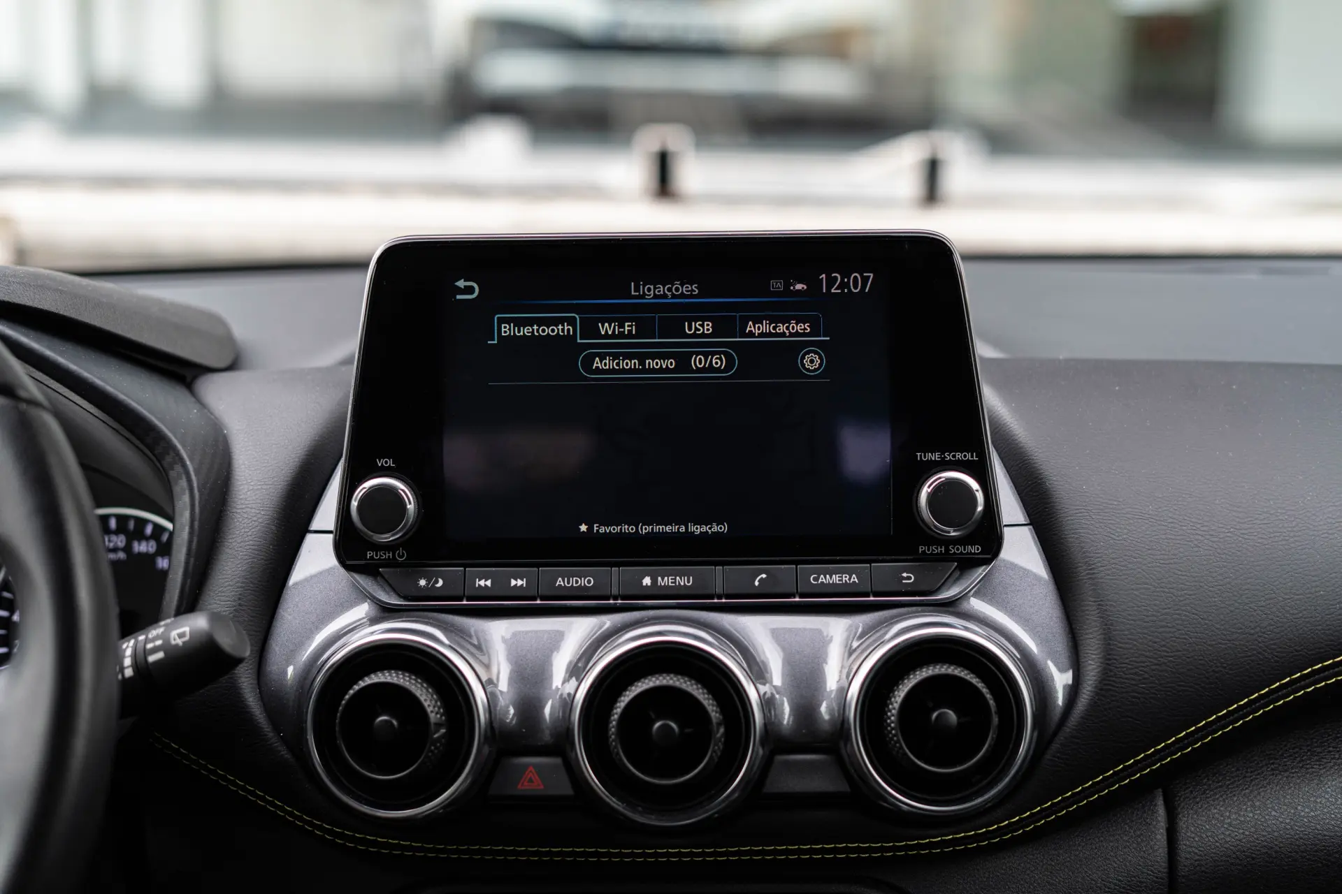 Nissan Juke 1.0 DIG-T Kiiro 26