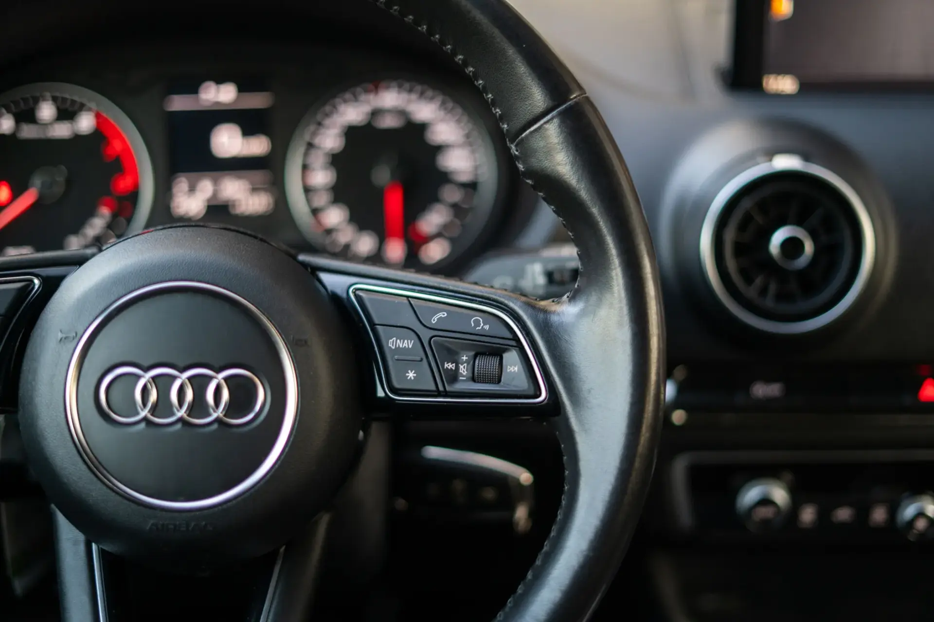 Audi A3 Sportback 30 TFSI S-line S tronic 11