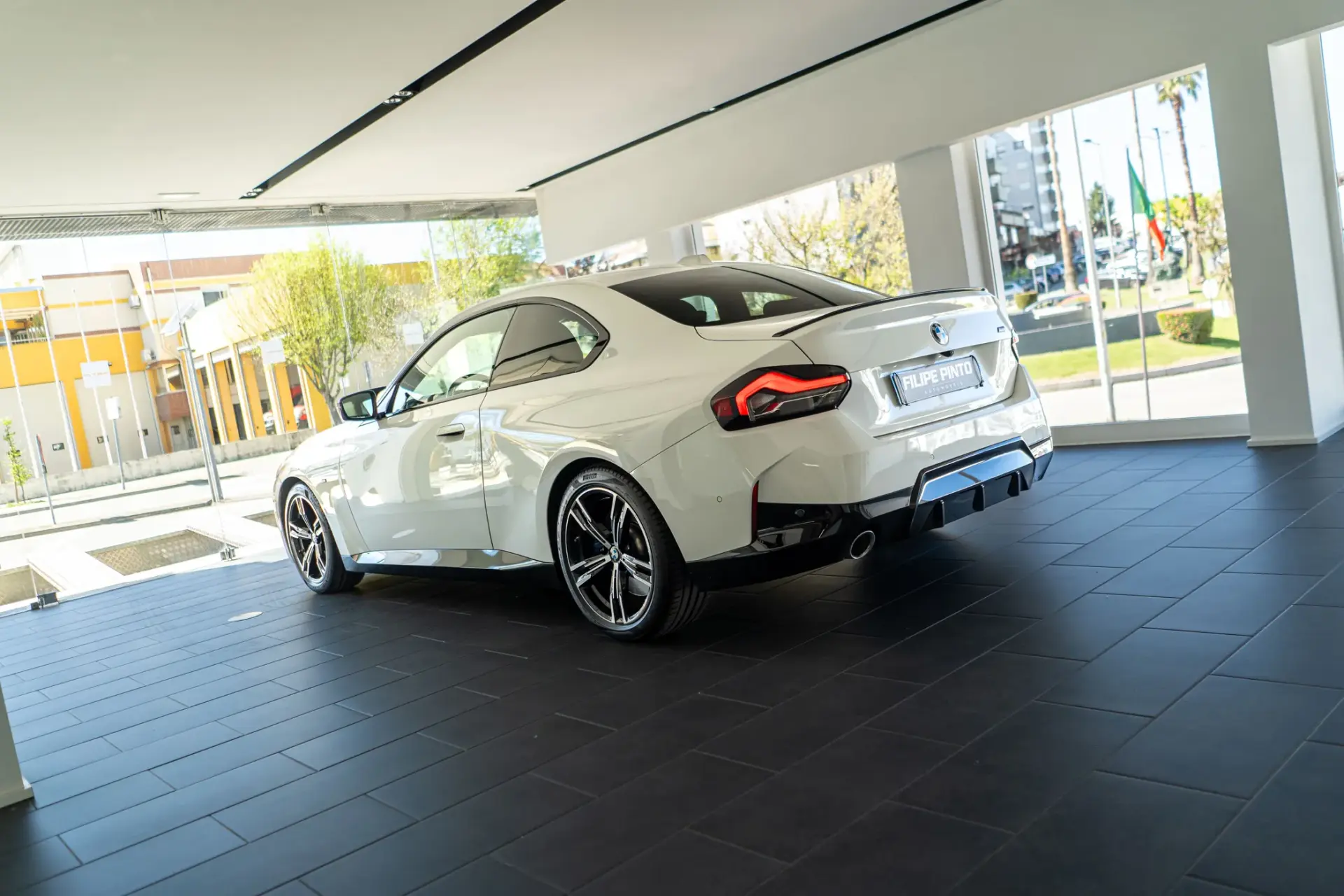 BMW 220 d Coupe Pack M Auto 3