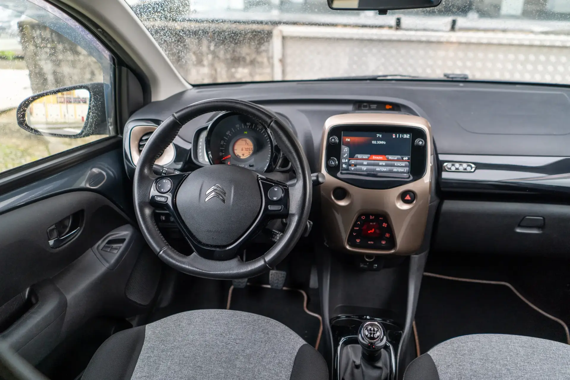 Citroen C1 1.0 VTi Origins 9