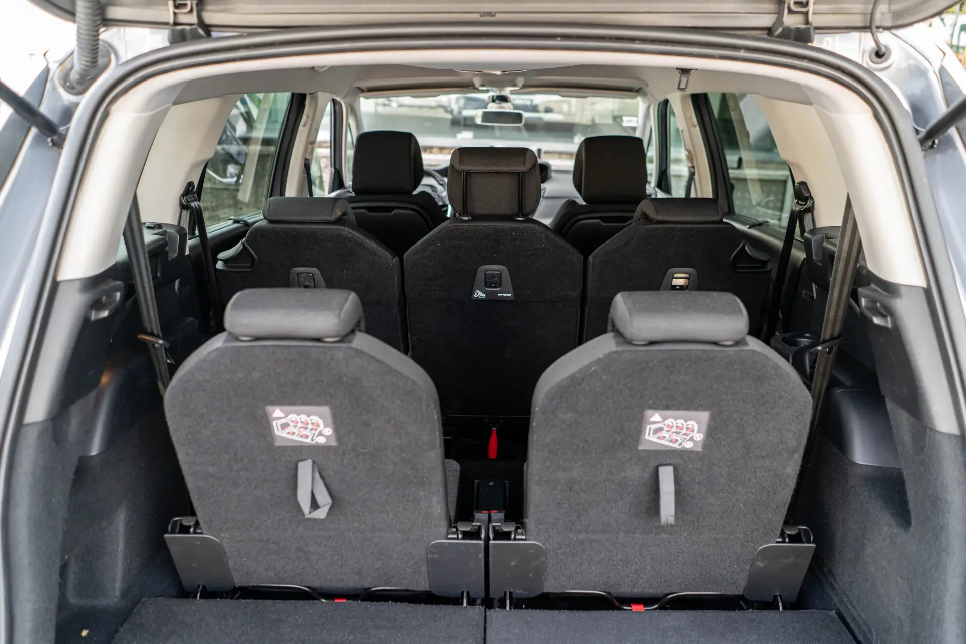 Citroen C4 Spacetourer 1.2 PureTech Feel 33