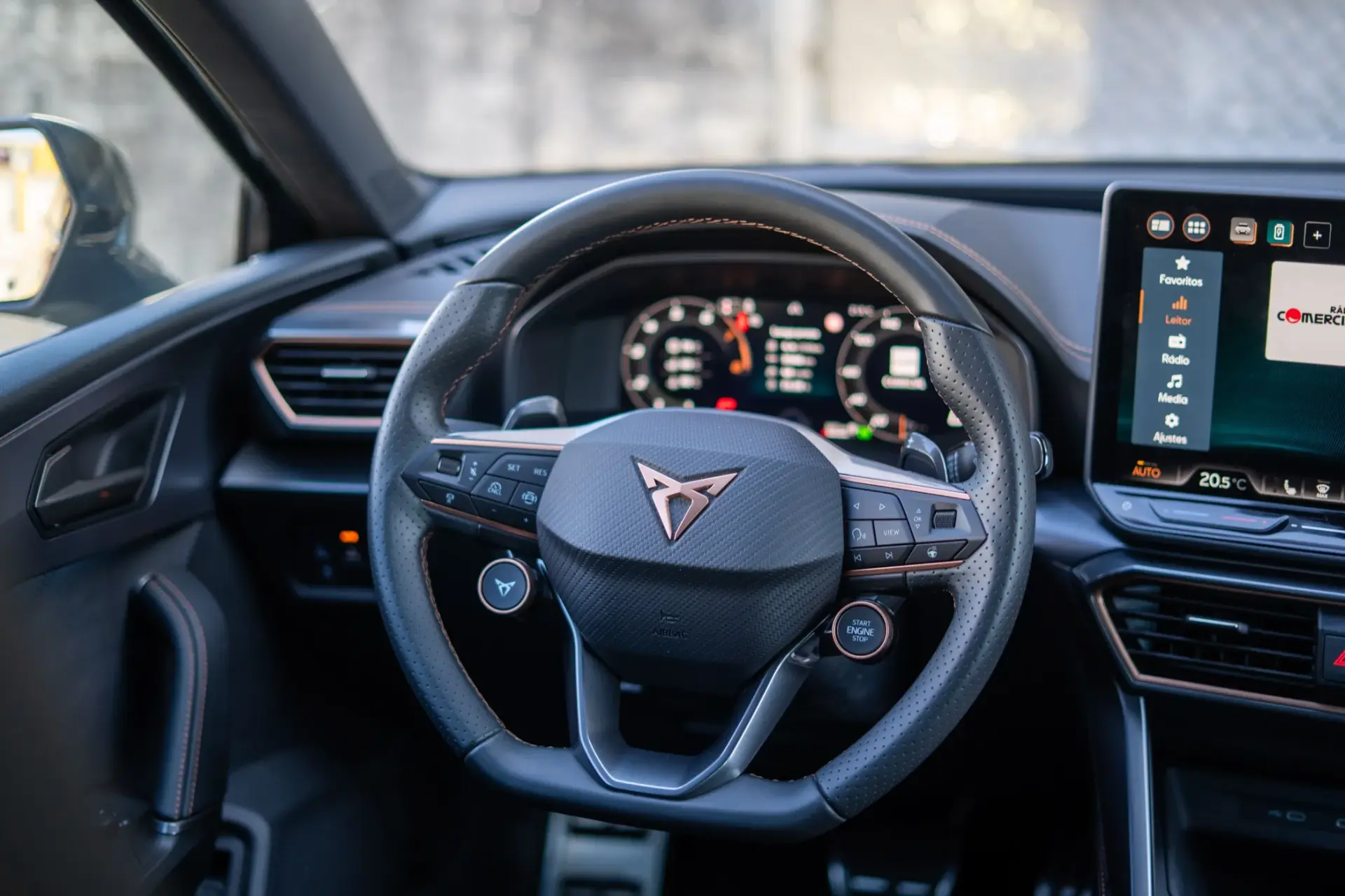 Cupra Leon 1.5 e-Hybrid VZ DSG 8
