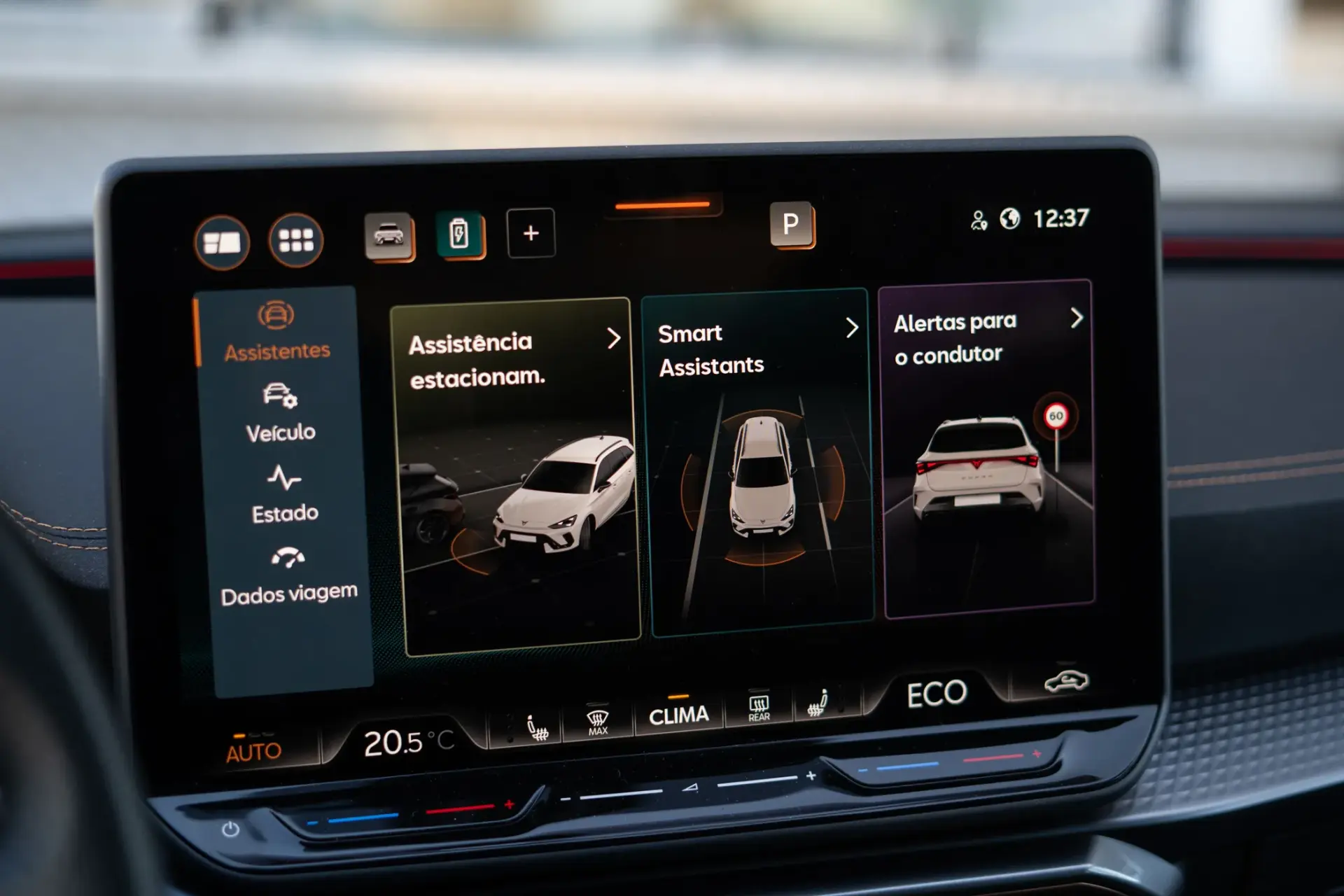 Cupra Leon 1.5 e-Hybrid VZ DSG 27