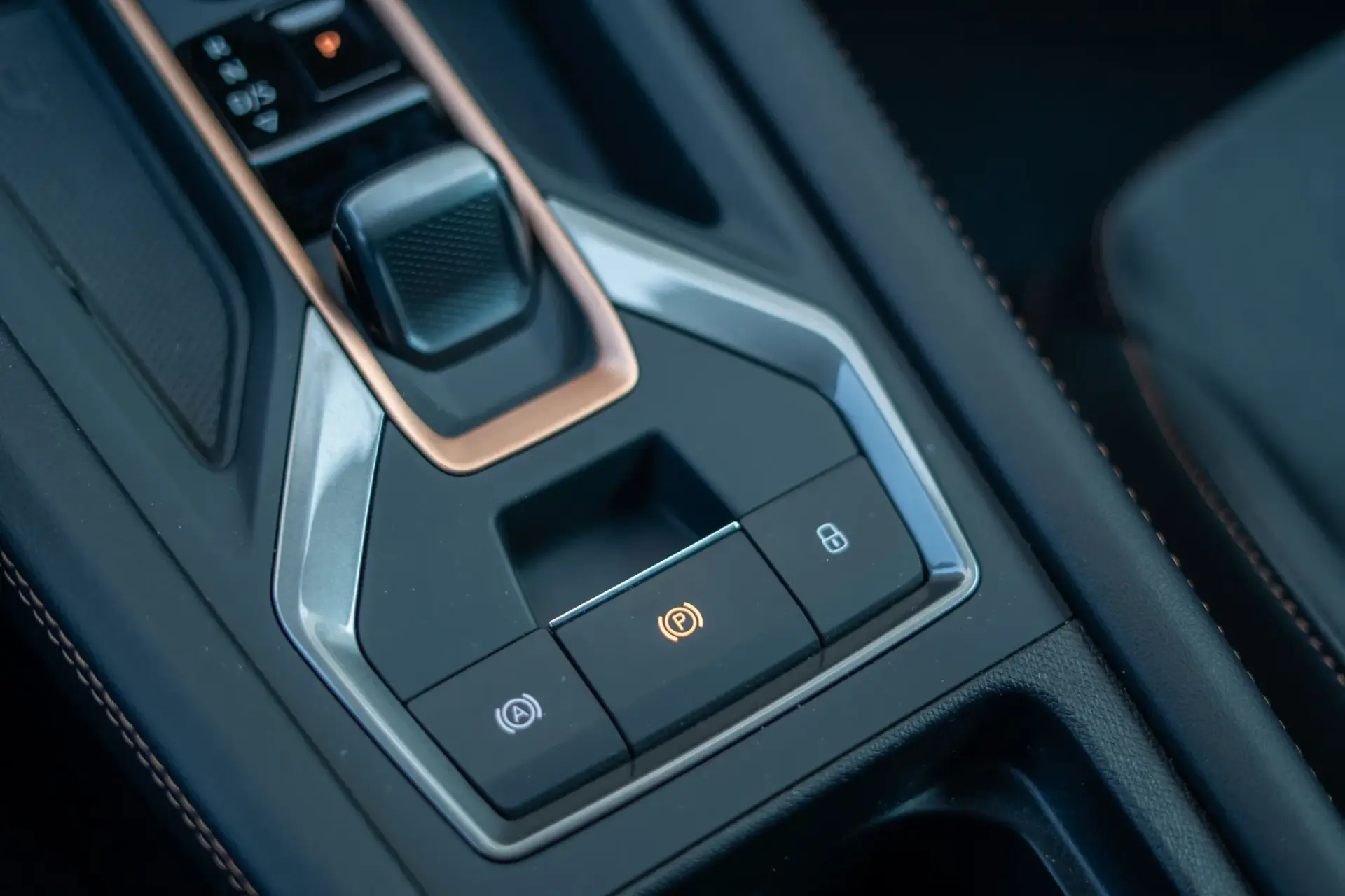 Cupra Leon 1.5 e-Hybrid VZ DSG 39