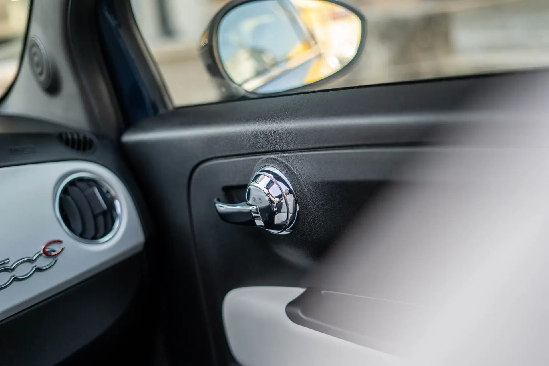 Fiat 500C 1.0 Hybrid Star 42