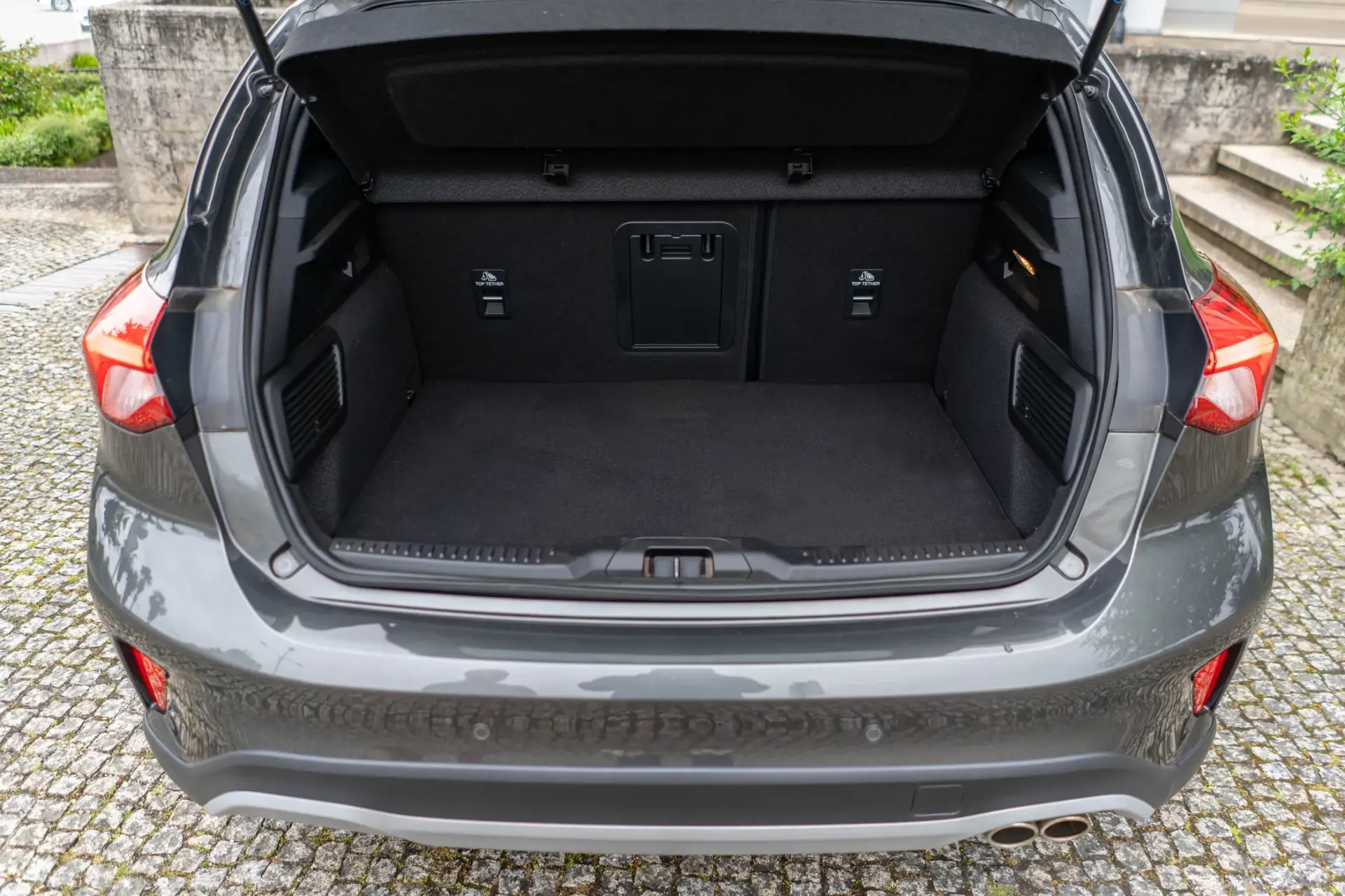Ford Focus 1.0 EcoBoost Active X 32