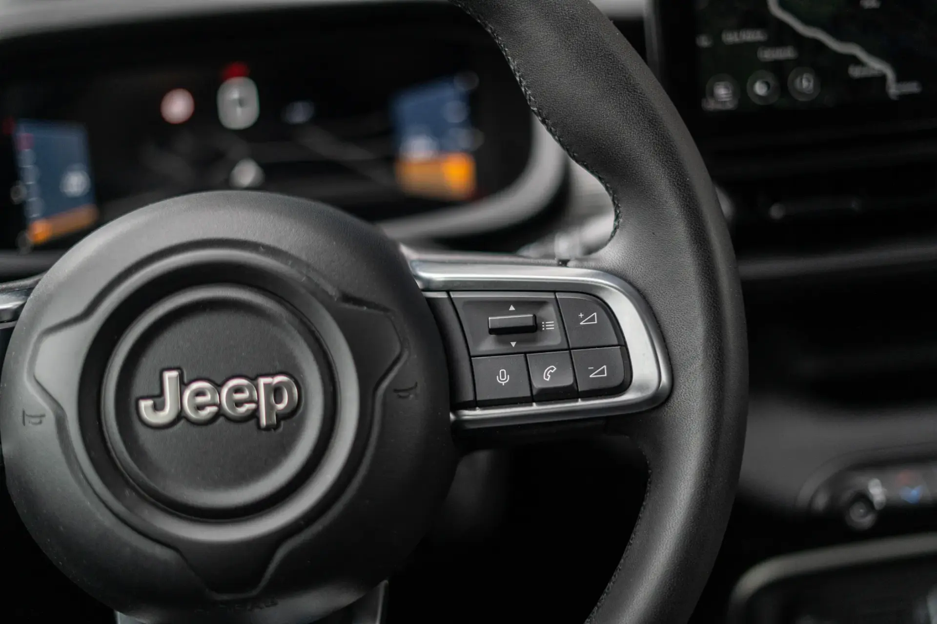 Jeep Avenger 1.2 GSE T3 Altitude 11