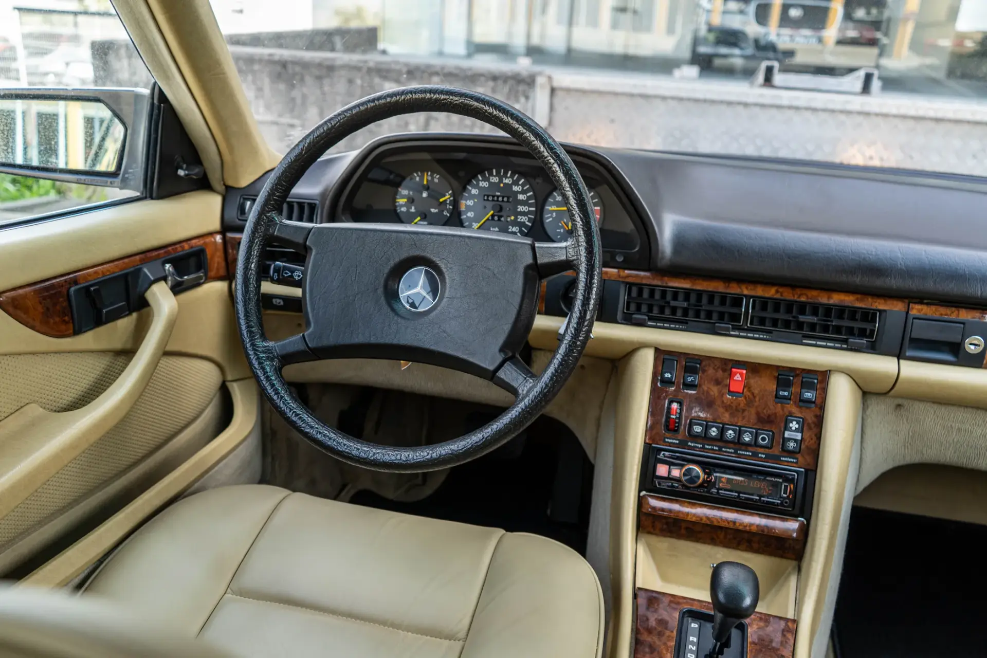 Mercedes-Benz 500 500 SEC W126 V8 231cv Auto 7