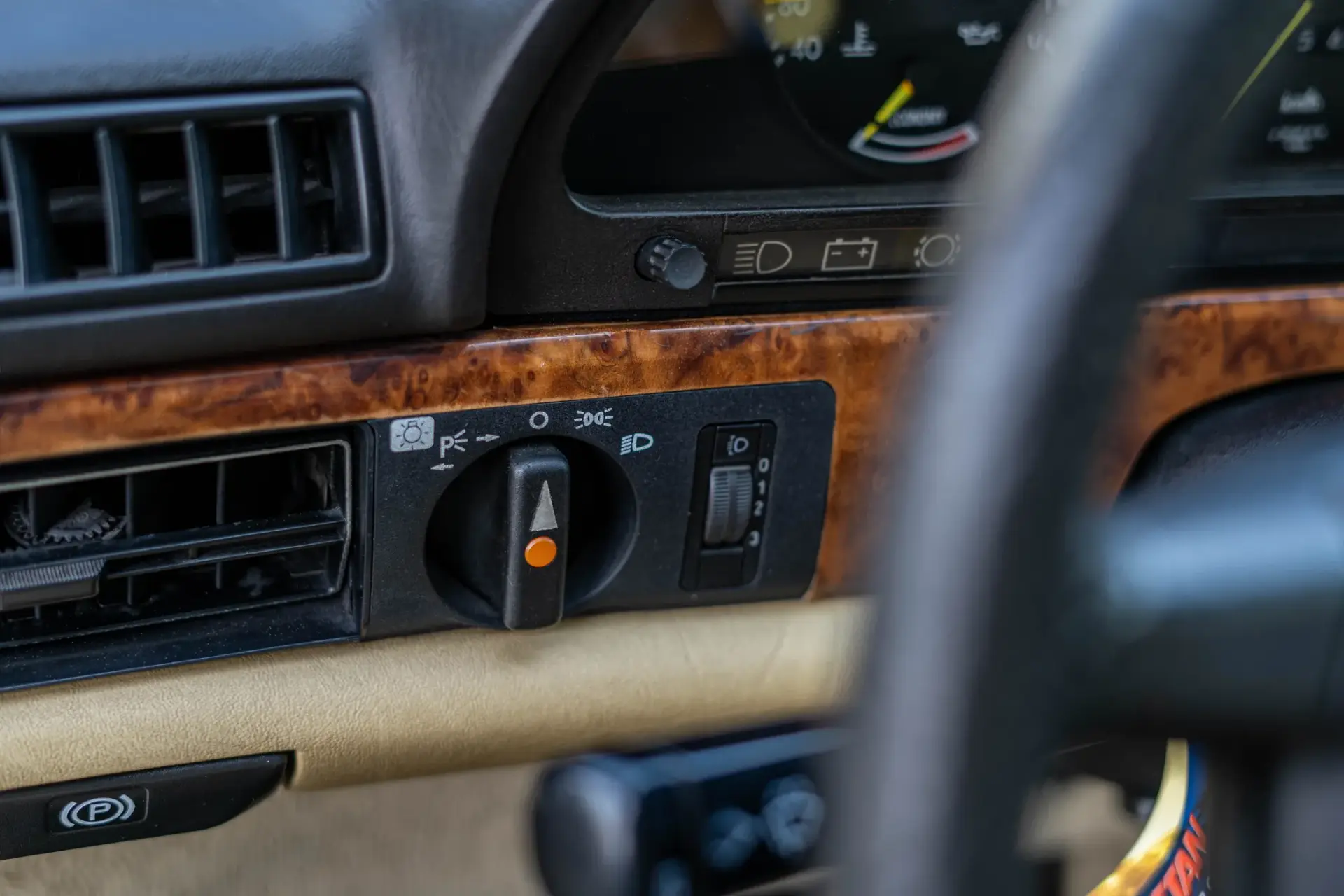 Mercedes-Benz 500 500 SEC W126 V8 231cv Auto 10