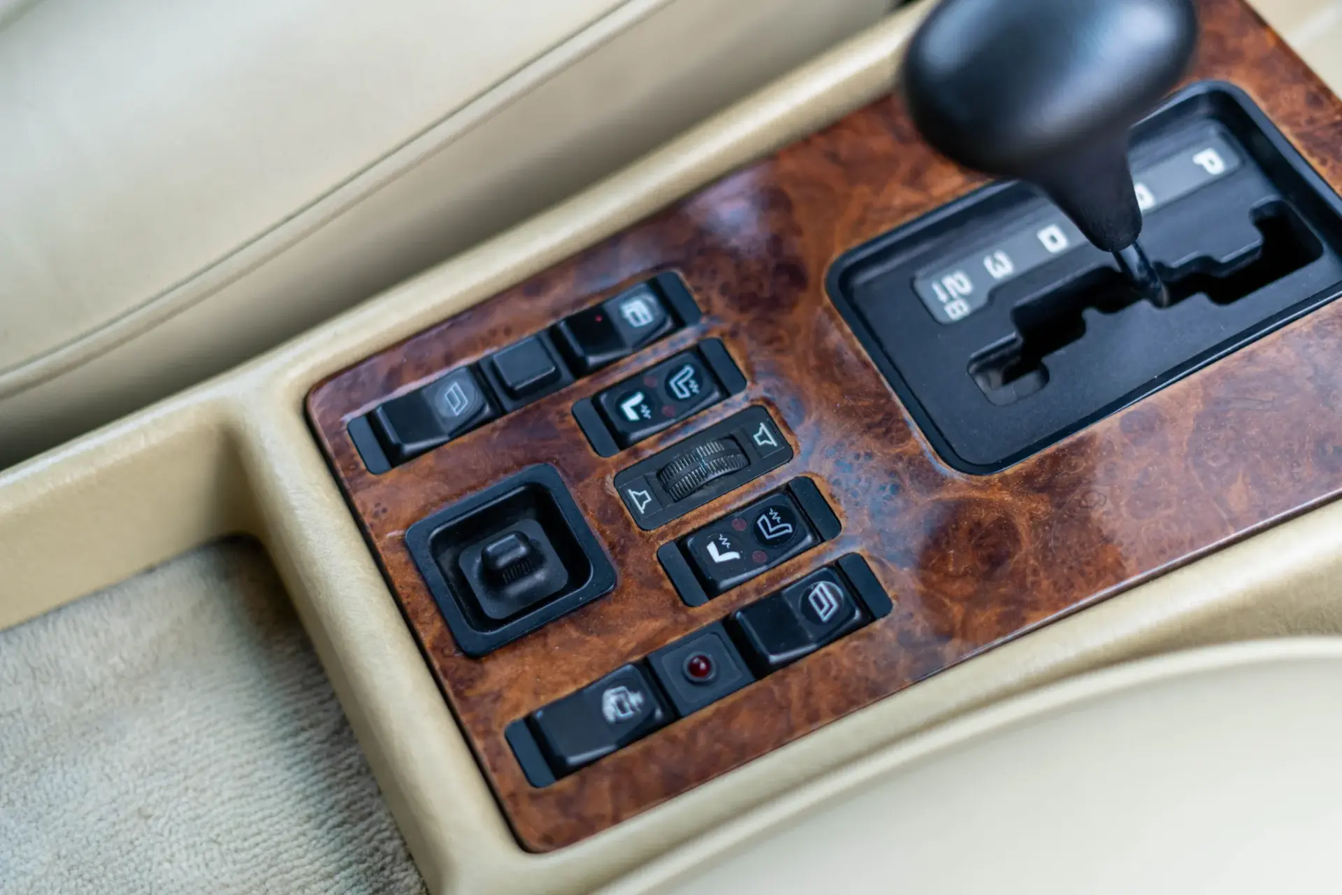 Mercedes-Benz 500 500 SEC W126 V8 231cv Auto 16