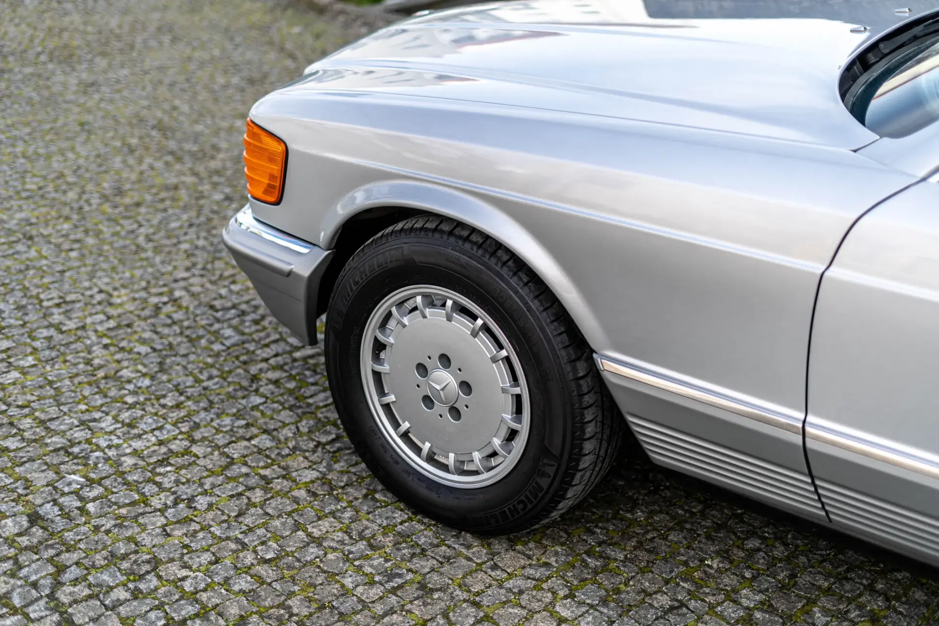 Mercedes-Benz 500 500 SEC W126 V8 231cv Auto 49