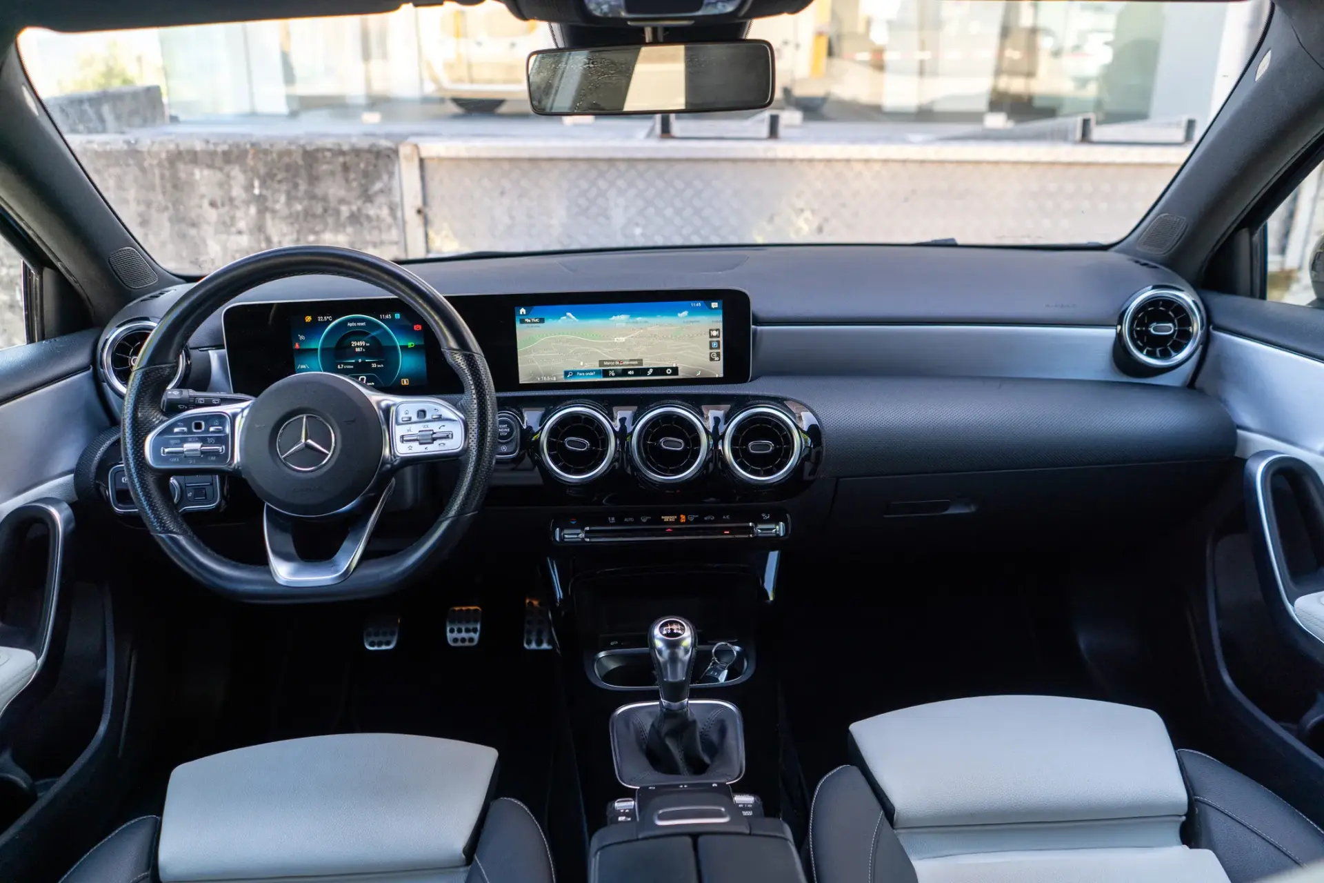 Mercedes-Benz A 160 AMG Line 6