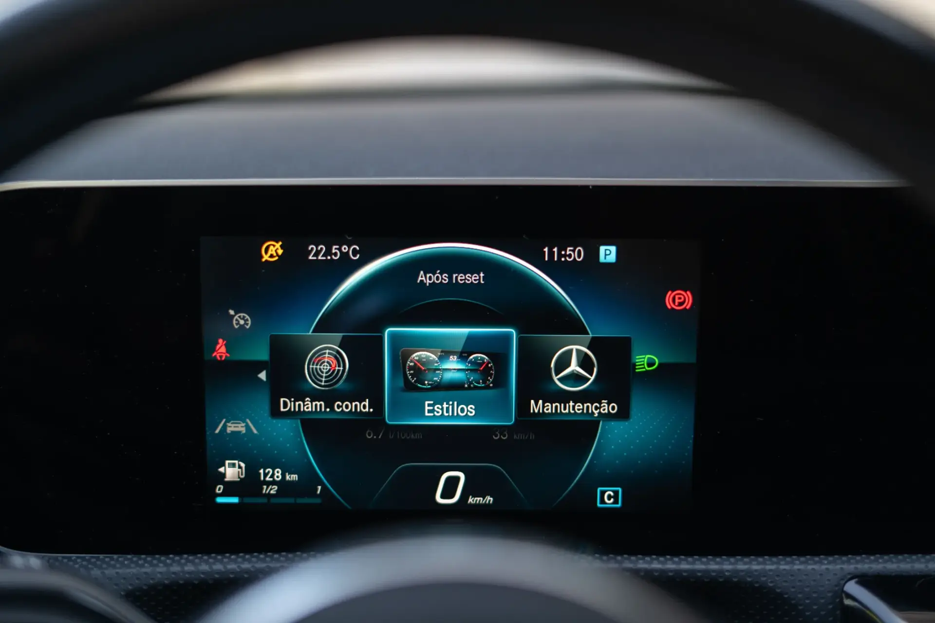 Mercedes-Benz A 160 AMG Line 19