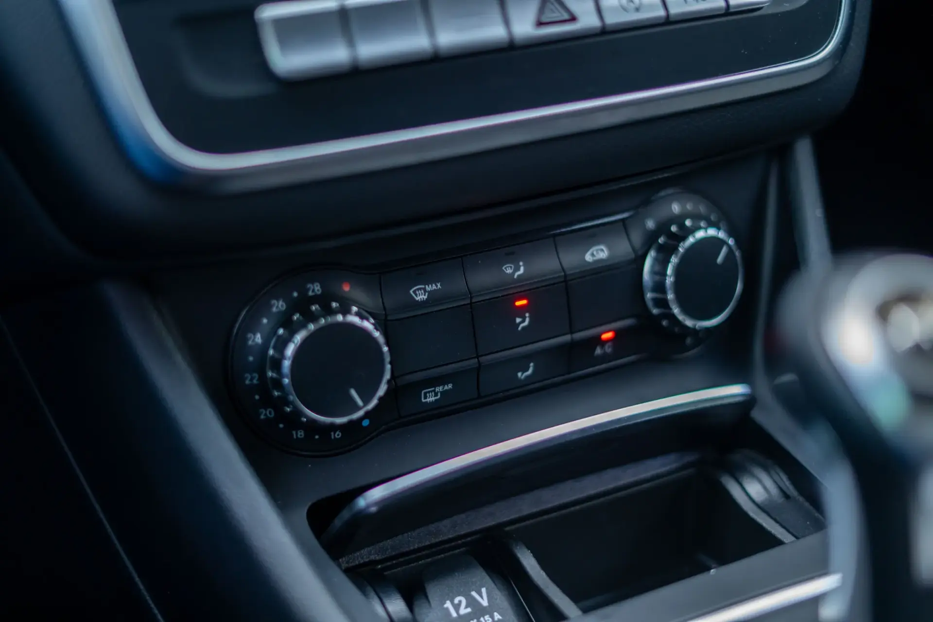 Mercedes-Benz CLA 180 d AMG Line 39