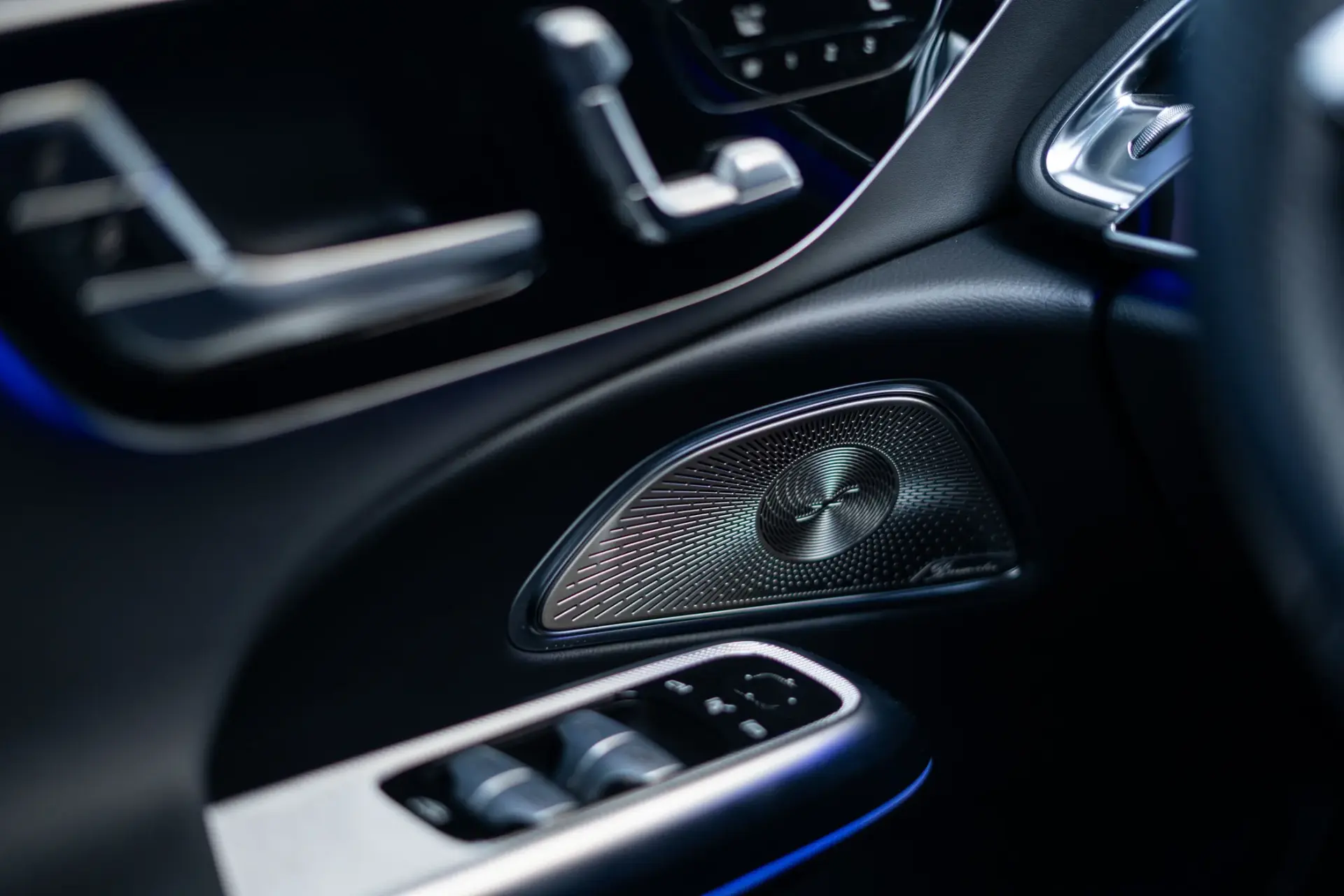 Mercedes-Benz E 300 e Station 44