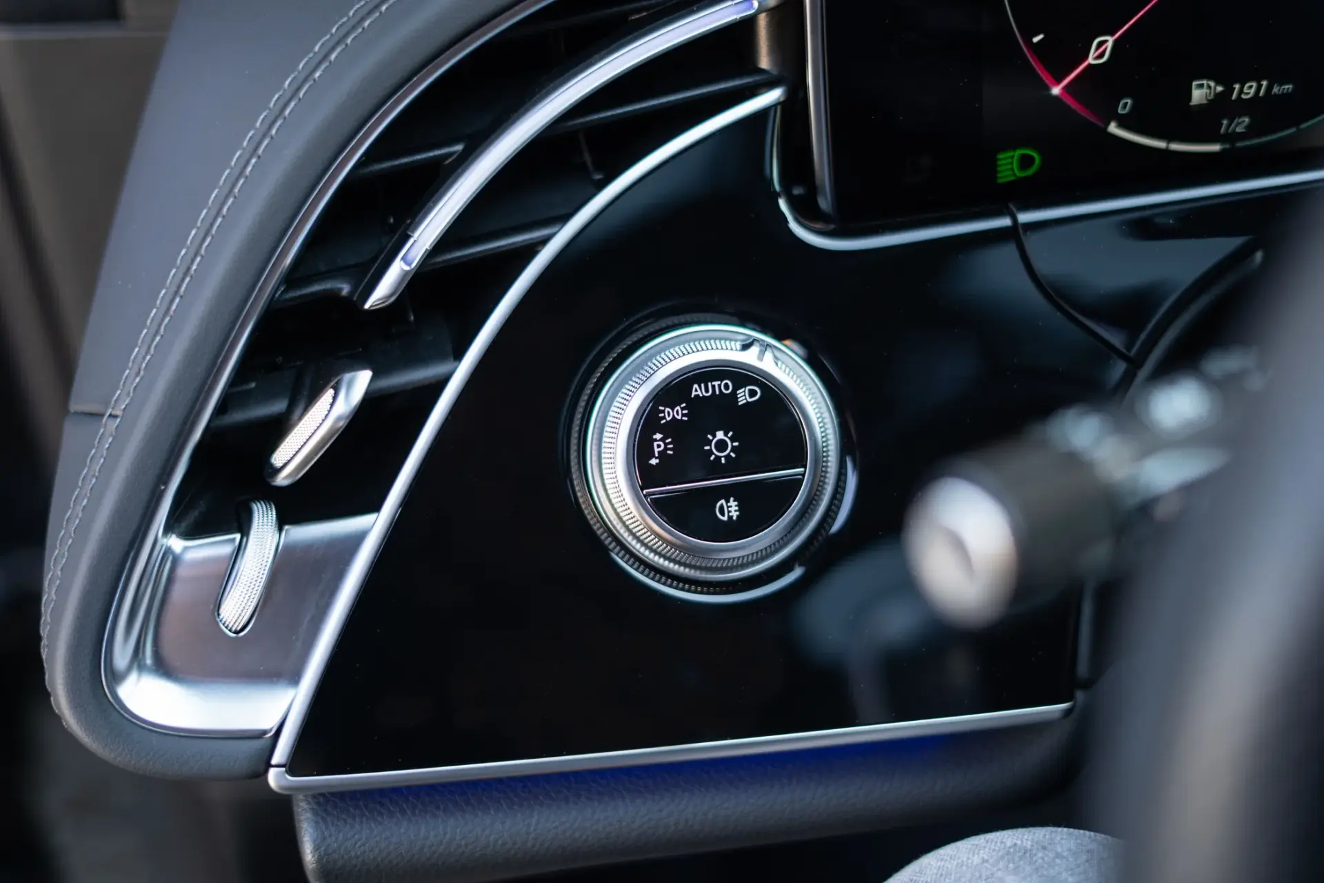 Mercedes-Benz E 300 e Station 47
