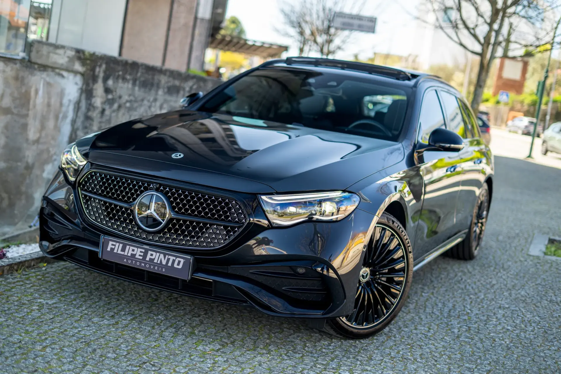 Mercedes-Benz E 300 e Station 77