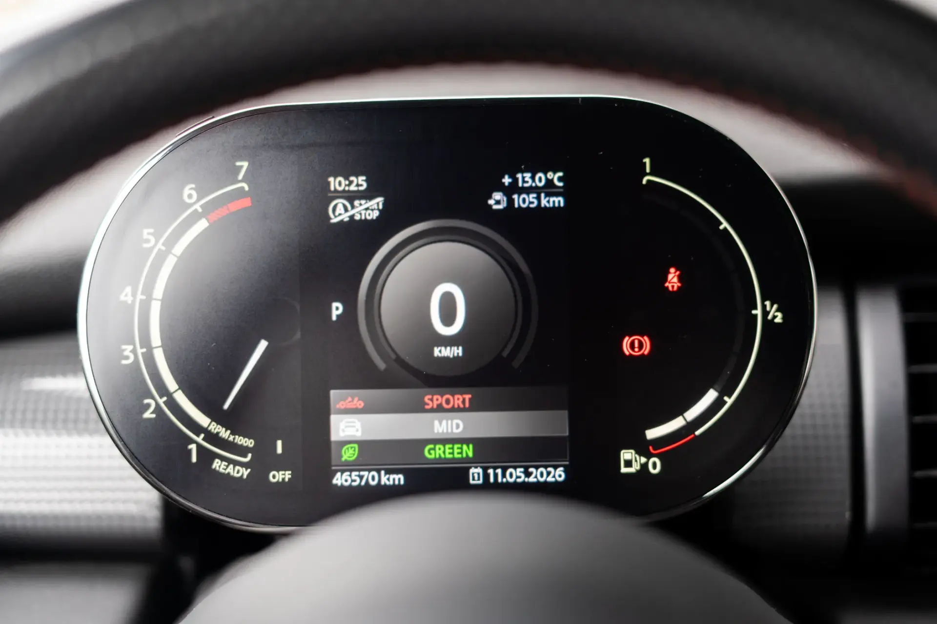 MINI 5 Portas Cooper Premium JCW Auto 12