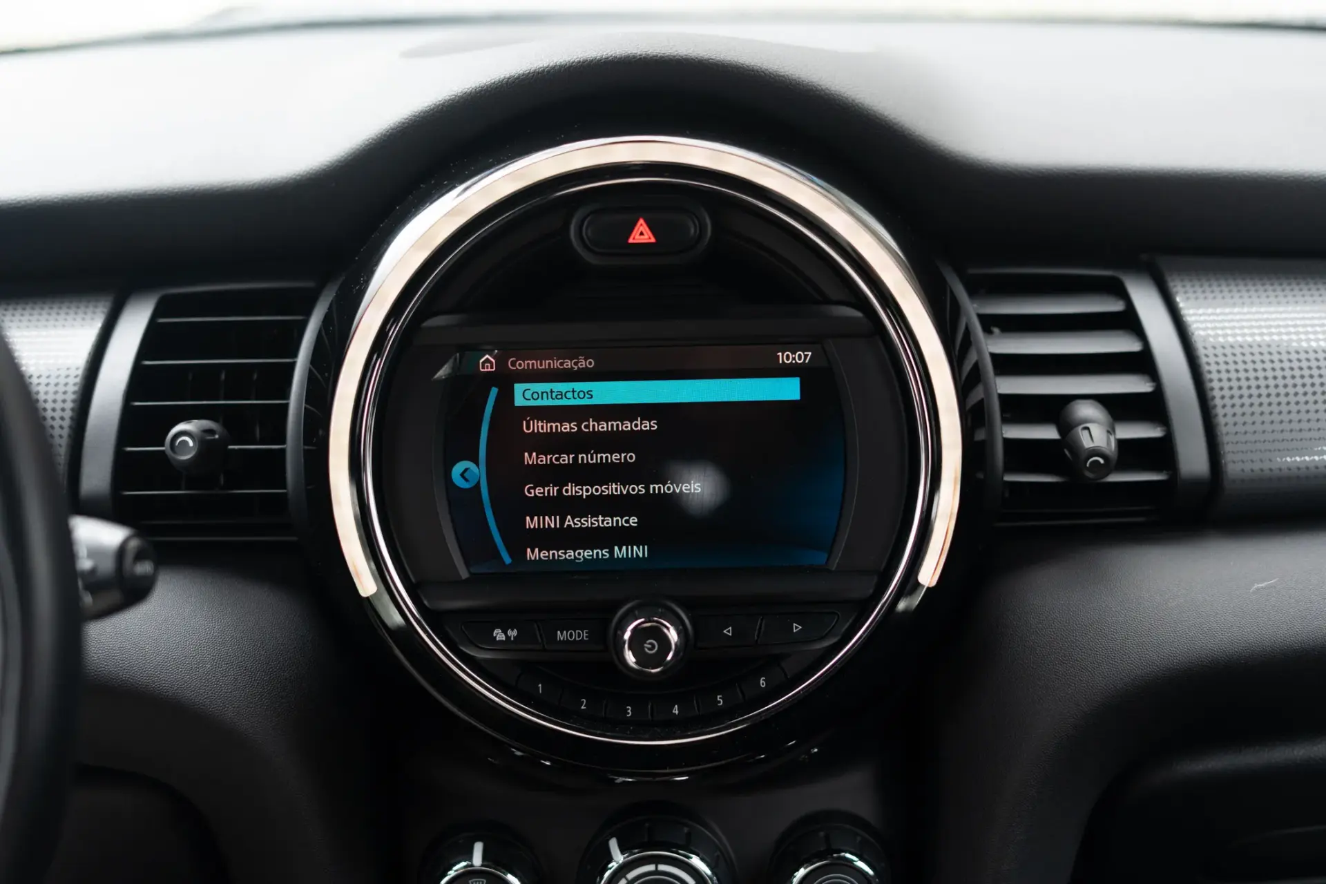 MINI 5 Portas Cooper Premium JCW Auto 30