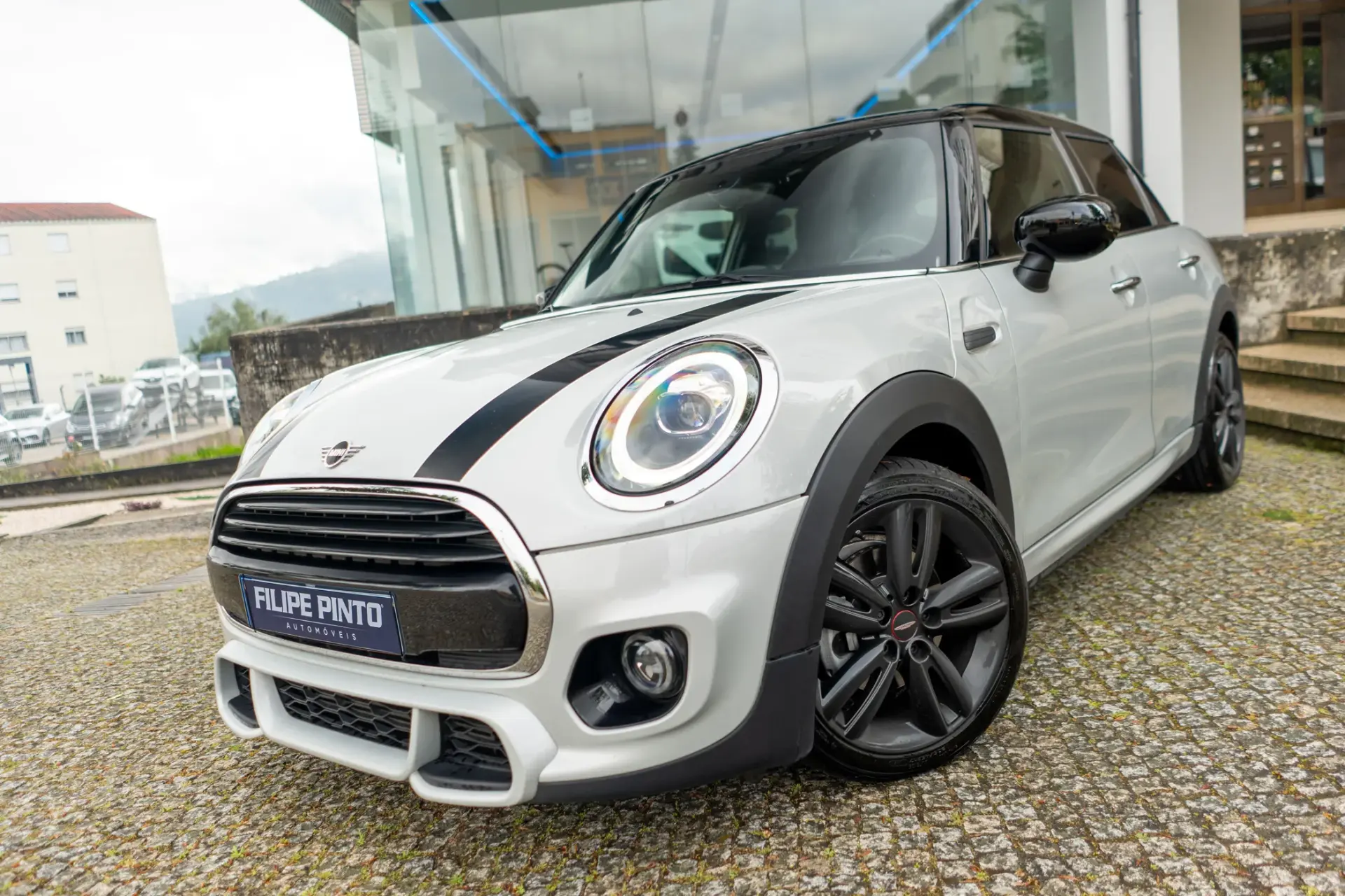 MINI 5 Portas Cooper Premium JCW Auto 58