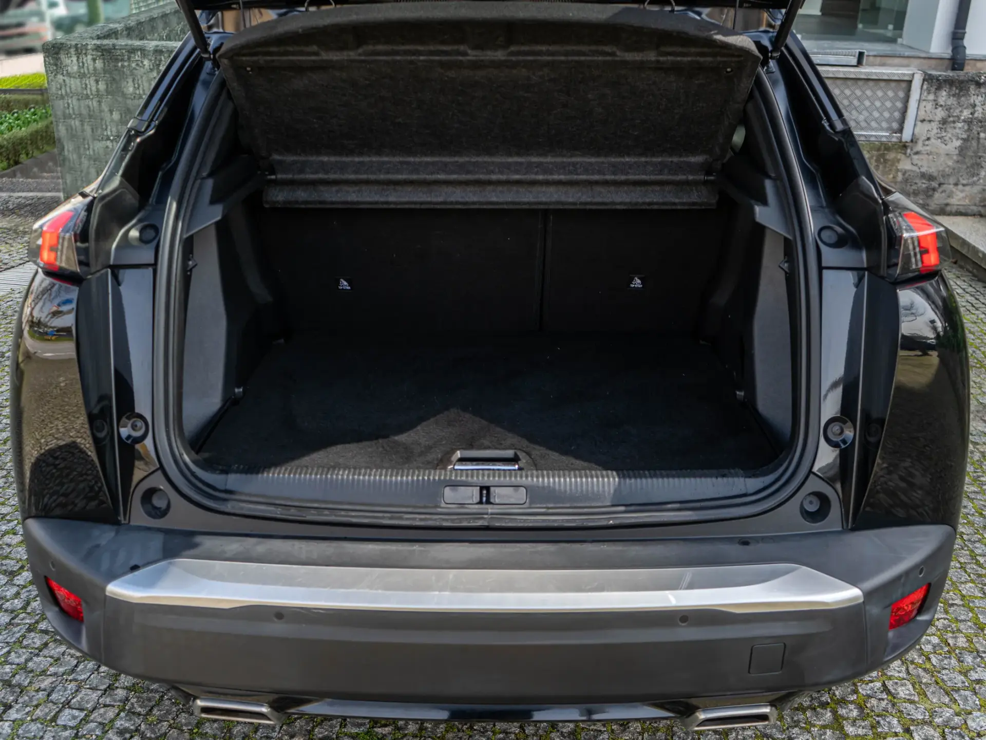Peugeot 2008 1.2 PureTech Allure Pack 25