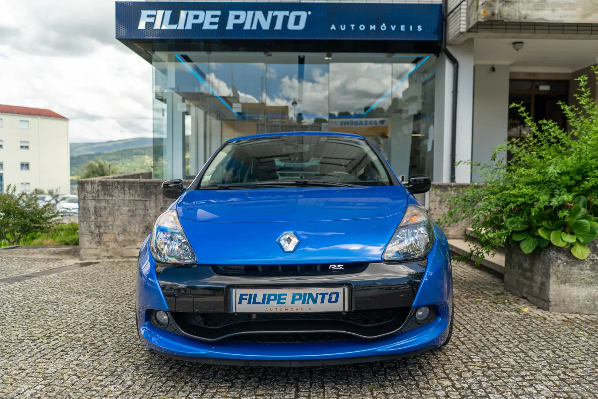Renault Clio 2.0 16V RS 4