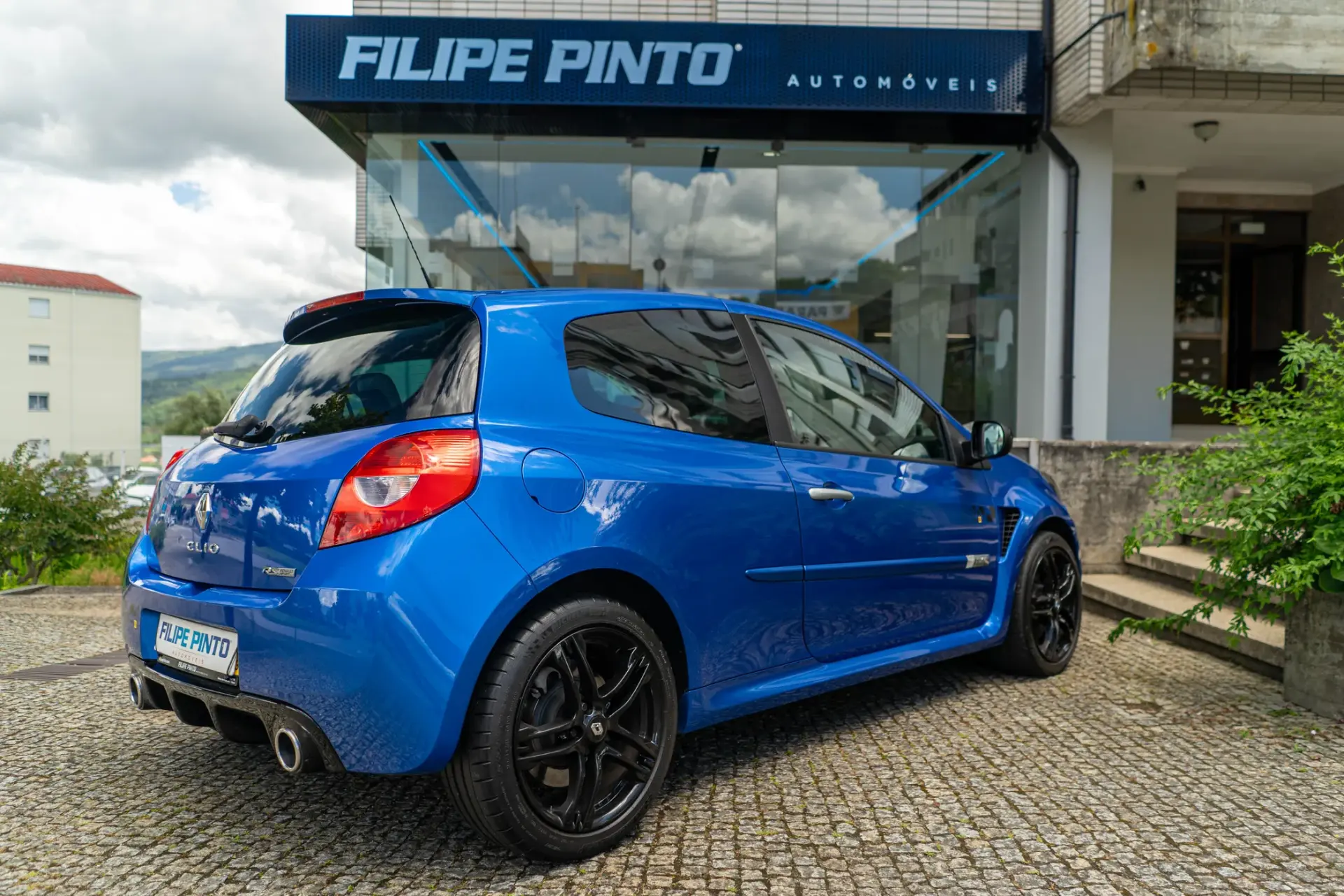 Renault Clio 2.0 16V RS 5